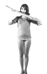 Mary Tyler Moore Legshow plus Fakes