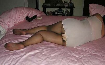 Mature Bbw in Sheer Brown Tights