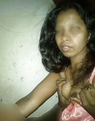 Sri Lankan Wifey Uncovered