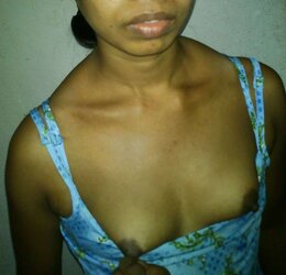 Sri Lankan Wifey Uncovered