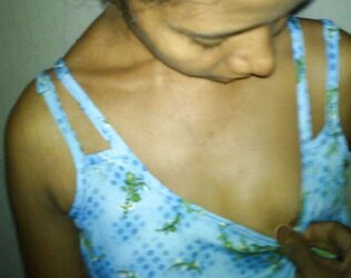 Sri Lankan Wifey Uncovered