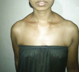 Sri Lankan Wifey Uncovered