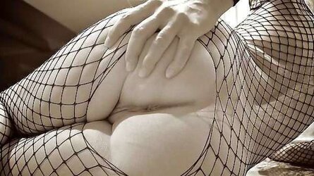 Undies five: Open Pubes, Split-Pubes, or Crotchless
