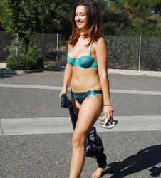 Rebecca Levan Heads naked in Public