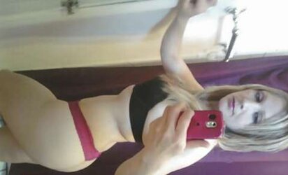 Barbie 33 yr old tart