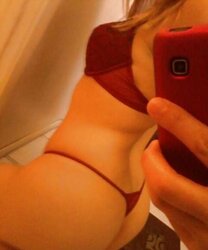Barbie 33 yr old tart
