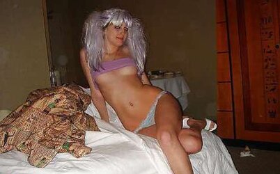 2 INSATIABLE SOIREE WOMEN - ERIN