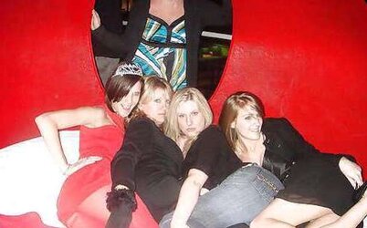2 INSATIABLE SOIREE WOMEN - ERIN