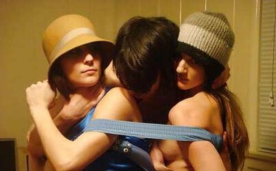 2 INSATIABLE SOIREE WOMEN - ERIN