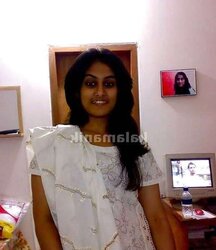 BANGLADESHI GAL