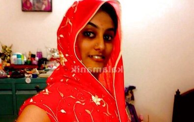BANGLADESHI GAL