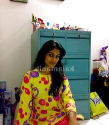 BANGLADESHI GAL