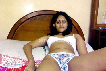 BANGLADESHI GAL
