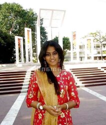 BANGLADESHI GAL