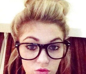 Facebook Bitches- Danielle