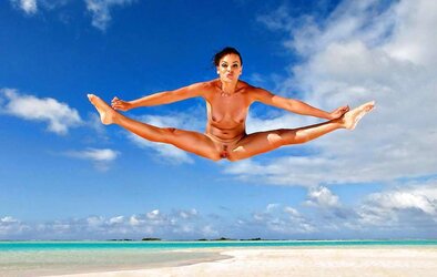Hard Ripped and supple femmes
