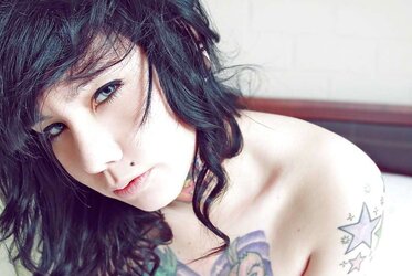 SG Chilena, Ceci - Get Nude