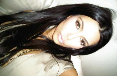 Kim Kardashian 2011 Twit Photos