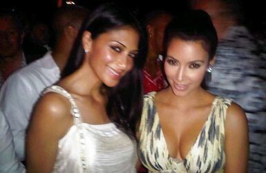 Kim Kardashian 2011 Twit Photos