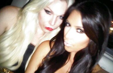 Kim Kardashian 2011 Twit Photos