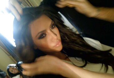Kim Kardashian 2011 Twit Photos