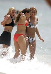 Sylvie van der Vaart - steaming holiday photos and other