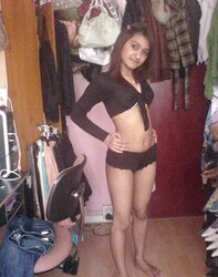 Desi hoe from london