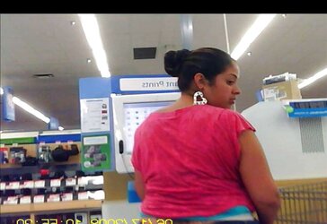 PLUMPER Latina MUMMY with a Bitch Stamp