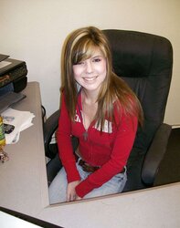 Canadian Teenager deepthroats little schlong