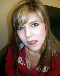 Canadian Teenager deepthroats little schlong