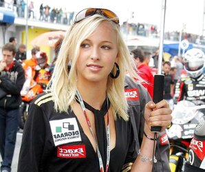 El duro mundo del motor y sus chicas