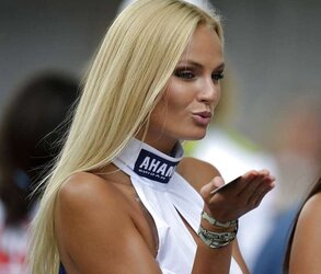 El duro mundo del motor y sus chicas