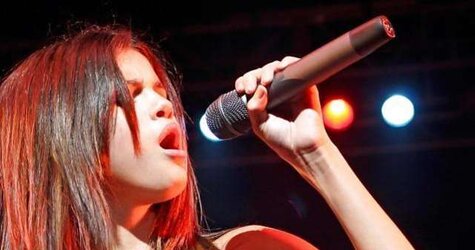 Selena gomez