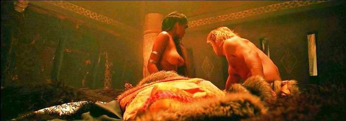 Celeb 005 - Rosario Dawson in Alexander