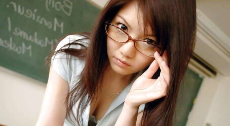 Uber-Cute Glasses nymphs