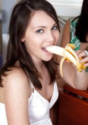 Banana Damsels