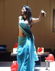 INDIAN ACTRESS KILLER WARM