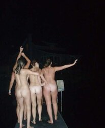 Besoffene soiree gals