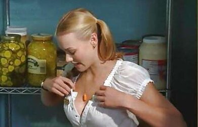 Yvonne Strahovski