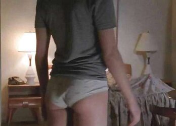 Yvonne Strahovski