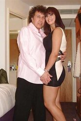 Dogging stunners plumper