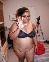 Gorgeous jiggly amature plumper vol