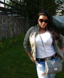 Romanian lady: Mariana