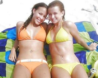 Fotze frisst Hosepipe - cameltoe