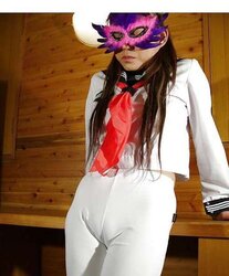 Fotze frisst Hosepipe - cameltoe