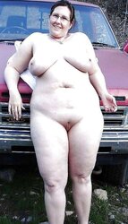 Round labia lips - plumper enormous chubby giant immense - no pinkish