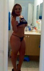 Venezuela Swinger Mummy