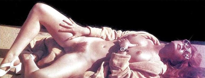 Cassandra Peterson (Elvira) NAKED