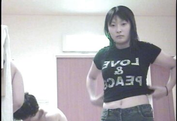 Japan Voyeur switching shower