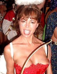 Some Damsels Downblouse pics